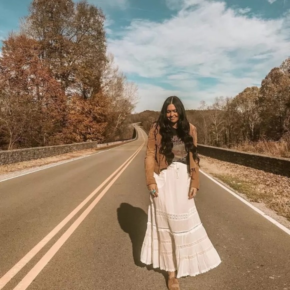 SOLD OUT Gypsy Bohemian White Crochet Lace Maxi Skirt - Picture 3 of 7